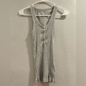 Gray long t-shirt brand: aerie size:xs stretchy